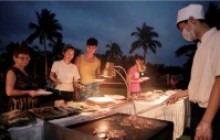 三亚天(tiān)域度假酒店草坪BBQ